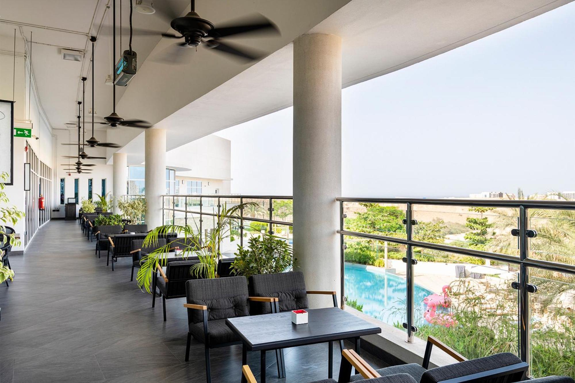 Crowne Plaza Muscat Ocec By Ihg Hotell Eksteriør bilde